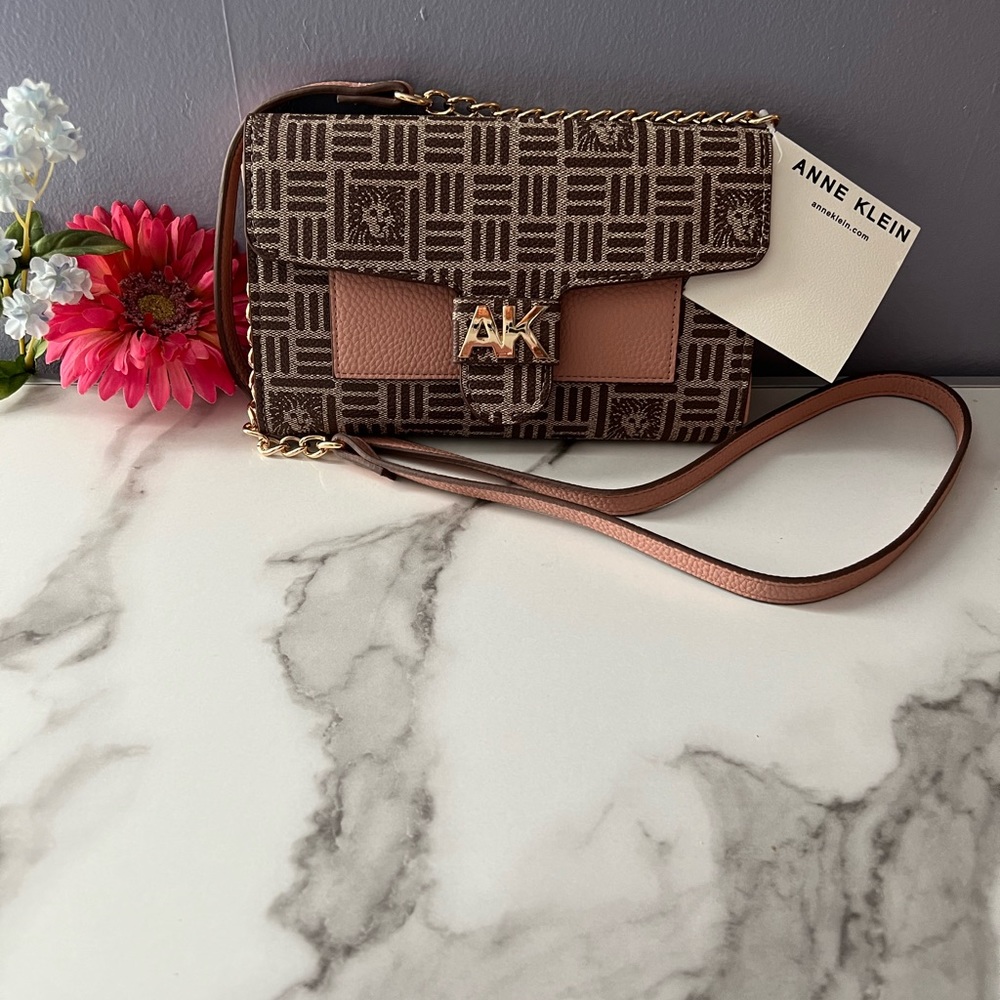 Ann Klein Crossbody On Chain.! New.!
